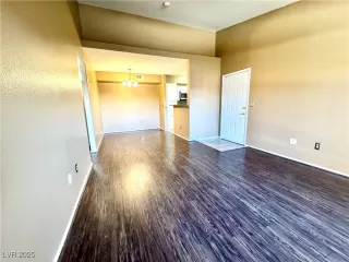 Photo #6: 2734779 Listing 