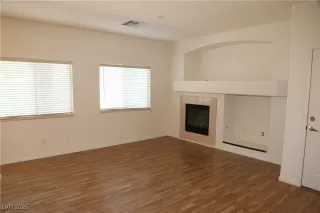 Photo #3: 2734785 Listing 