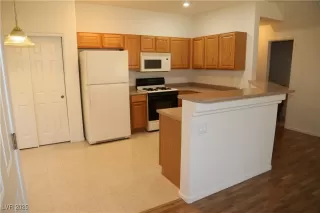 Photo #6: 2734785 Listing 