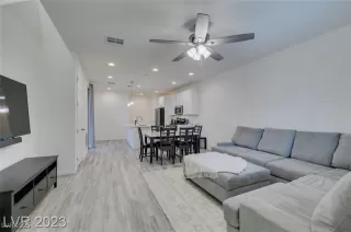 Photo #3: 2734850 Listing 