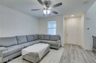 Photo #6: 2734850 Listing 