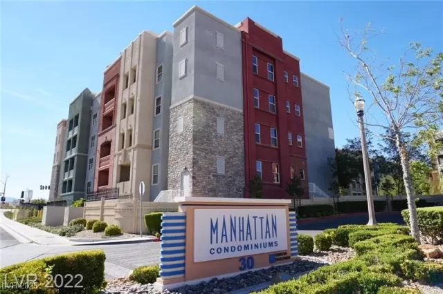 MLS: 2734886 Condo For Sale