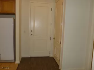 Photo #3: 2734886 Listing 