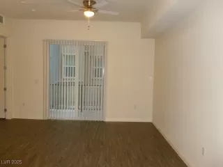 Photo #6: 2734886 Listing 