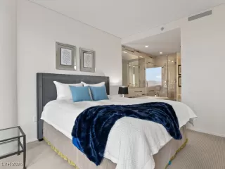 Photo #5: 2734892 Listing