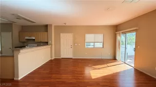 Photo #6: 2734938 Listing 