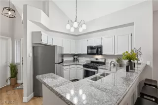 Photo #4: 2734955 Listing 