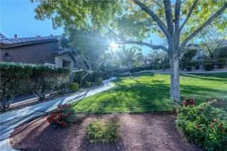 Photo #4: 2734996 Listing 