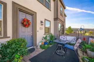 Photo #2: 2735028 Listing 