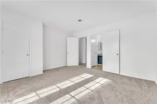 Photo #3: 2735037 Listing 