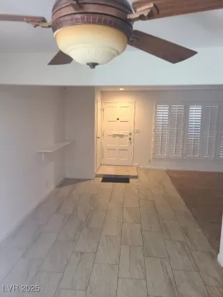 Photo #1: 2735040 Listing 