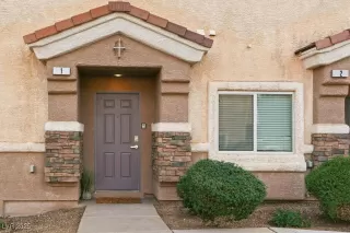 Photo #2: 2735106 Listing