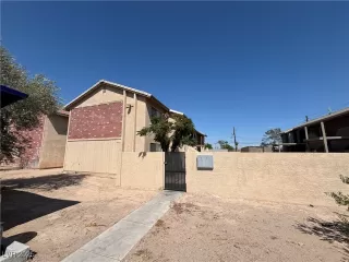 Photo #1: 2735110 Listing 