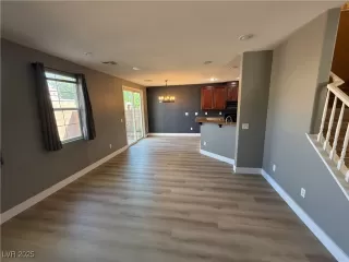 Photo #2: 2735112 Listing 