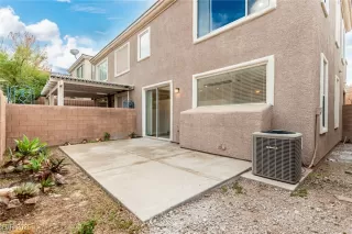 Photo #4: 2735131 Listing 