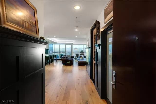 MLS: 2735135 Condo For Sale