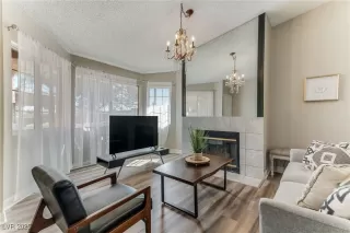 Photo #4: 2735167 Listing 