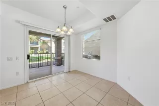 Photo #5: 2735209 Listing 