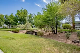 Photo #2: 2735220 Listing