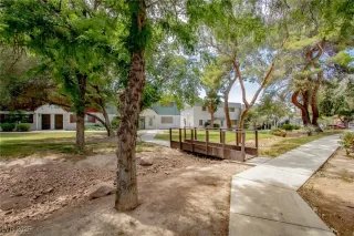 Photo #3: 2735220 Listing