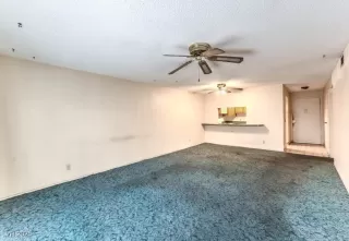 Photo #5: 2735276 Listing