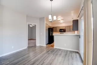 Photo #4: 2735311 Listing 