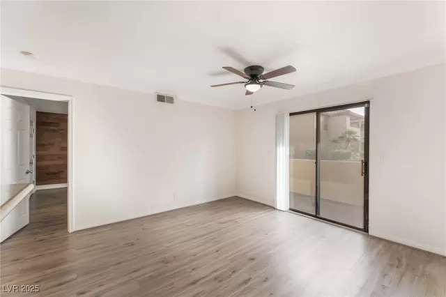 MLS: 2735348 Condo For Sale