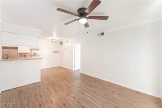 Photo #3: 2735348 Listing 