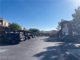 Photo #3: 2735387 Listing