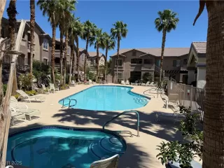 Photo #2: 2735447 Listing