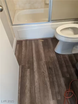 Photo #6: 2735467 Listing