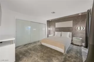 Photo #1: 2735506 Listing 