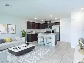 Photo #2: 2735516 Listing 