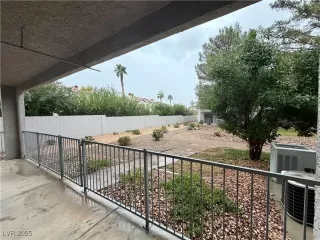 Photo #4: 2735567 Listing 