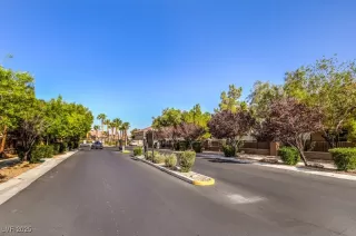 Photo #1: 2735604 Listing