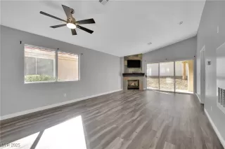 Photo #1: 2735632 Listing