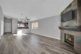 Photo #2: 2735632 Listing