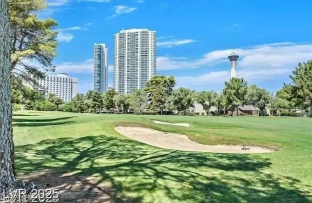 MLS: 2735655 Condo For Sale