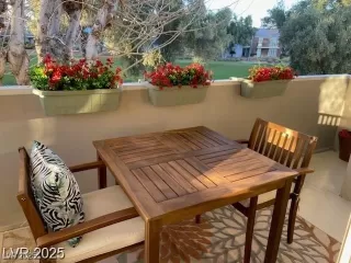 Photo #1: 2735655 Listing