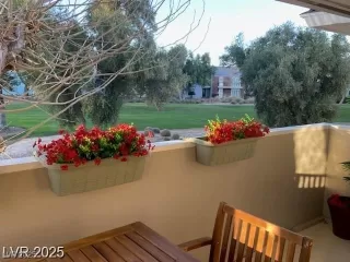 Photo #3: 2735655 Listing