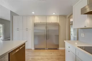 Photo #1: 2735690 Listing 