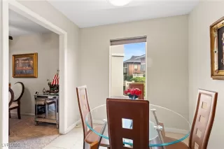 Photo #6: 2735701 Listing 