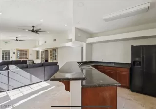 Photo #6: 2735737 Listing 