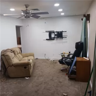 Photo #6: 2735751 Listing