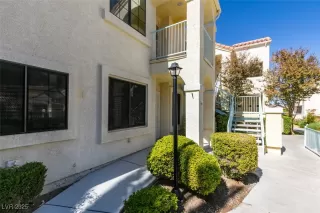 Photo #2: 2735774 Listing