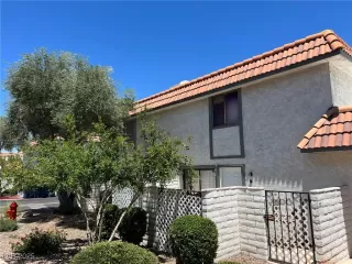 Photo #1: 2735794 Listing 