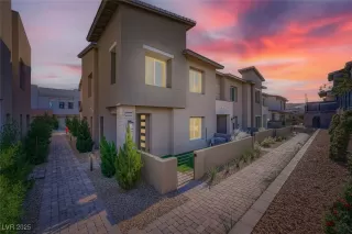 More Details about MLS # 2735800 : 600 NORTH CARRIAGE HILL DRIVE 1184