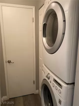 Photo #5: 2735804 Listing 