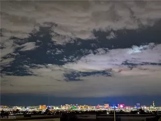 Photo #1: 2735817 Listing 