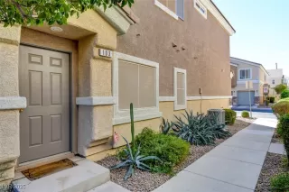 Photo #4: 2735828 Listing 